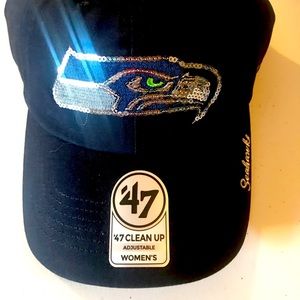 New Woman’s glittery Seattle Seahawks hat